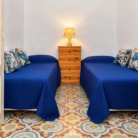 Apartman Ta' Pace, *